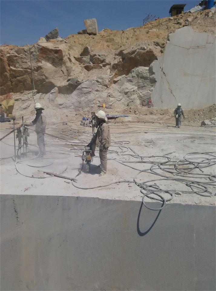 product-714-962 application of hammer